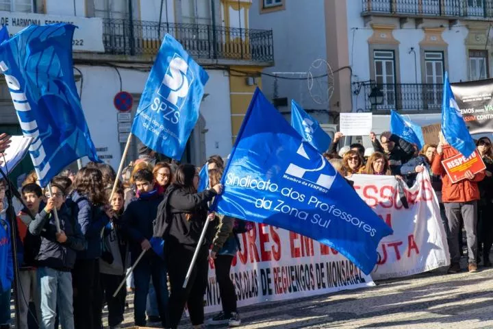 Πορτογαλία: Διαδήλωση χιλιάδων εργαζομένων στη Λισαβόνα