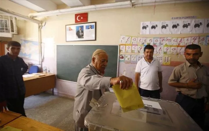 Τουρκία-εκλογές: Αφέθηκαν ελεύθερα τα μέλη αντιπροσωπείας του Γαλλικού ΚΚ