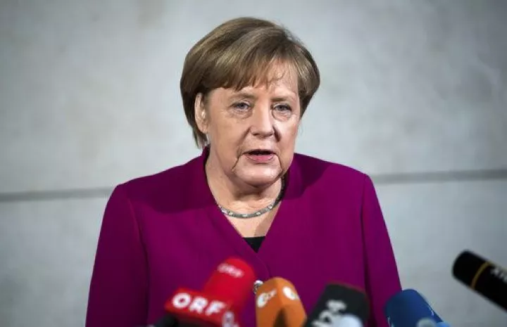 Γερμανία: Η Μέρκελ εμμένει στην αρχή ενός ισοσκελισμένου προϋπολογισμού