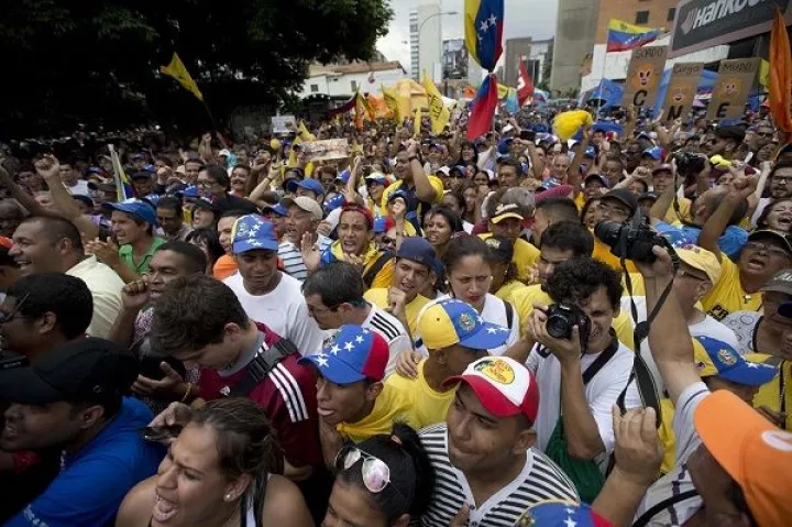 Η ατέλειωτη πτώση της Βενεζουέλας