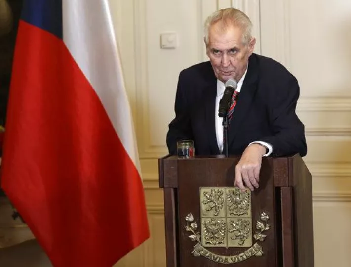 Τσεχία: Δύσκολο τεστ για τον πρόεδρο Zeman οι ερχόμενες προεδρικές εκλογές 