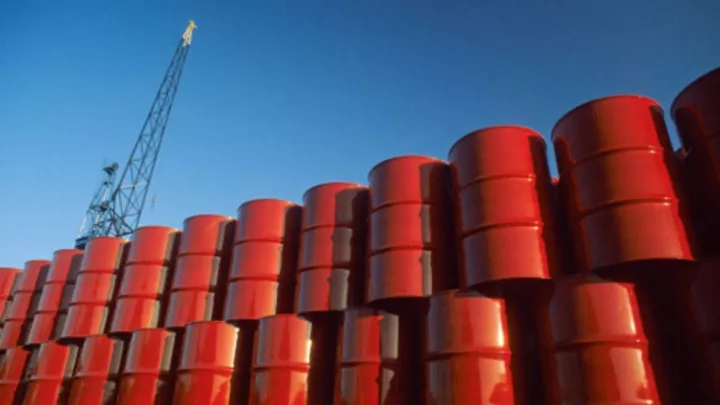 Λιβύη: Τα 800.000 βαρέλια πετρελαίου την ημέρα θα φθάσουν οι απώλειες της παραγωγής εξαιτίας του αποκλεισμού των λιμανιών 