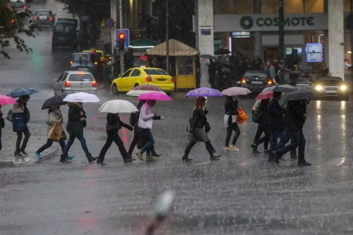 Εκτακτο δελτίο επιδείνωσης καιρού: Βροχές, καταιγίδες και χαλαζοπτώσεις - Ποιες περιοχές θα πληγούν