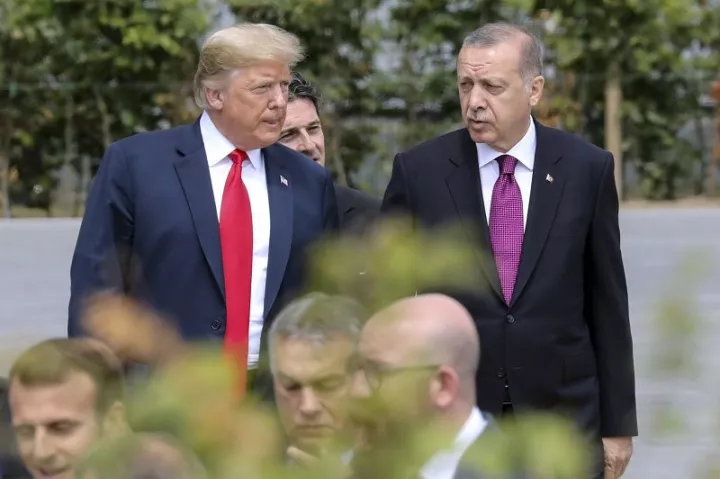 Τουρκία: Ελπίζει σε προστασία από Τραμπ, αν υπάρξουν κυρώσεις για τους S-400