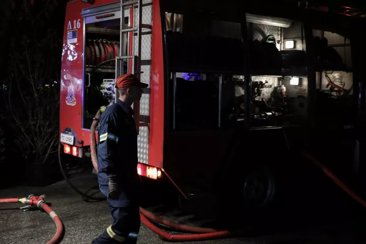 Κάηκαν δύο μονοκατοικίες τη νύχτα στη Θεσσαλονίκη - Σώθηκαν οι ένοικοι