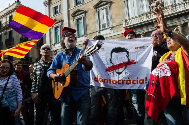 Καιροσκοπισμός και ακραίες φωνές «πληγώνουν» την Ισπανία