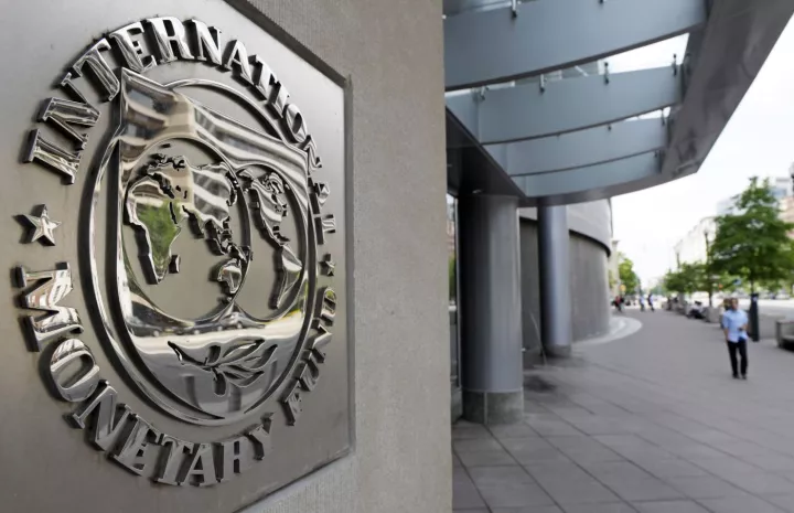 ΔΝΤ: Εγκρίθηκε επί της αρχής πρόγραμμα 1,6 δισ. ευρώ προς την Ελλάδα