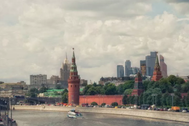 Μόσχα: Πολύ σημαντική η πρώτη επαφή Πούτιν - Ζελένσκι
