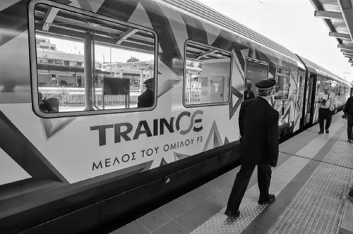 ΤΡΑΙΝΟΣΕ:  Αδύνατη η σιδηροδρομική σύνδεση Αθήνας - Θεσσαλονίκης λόγω «Ιανού»
