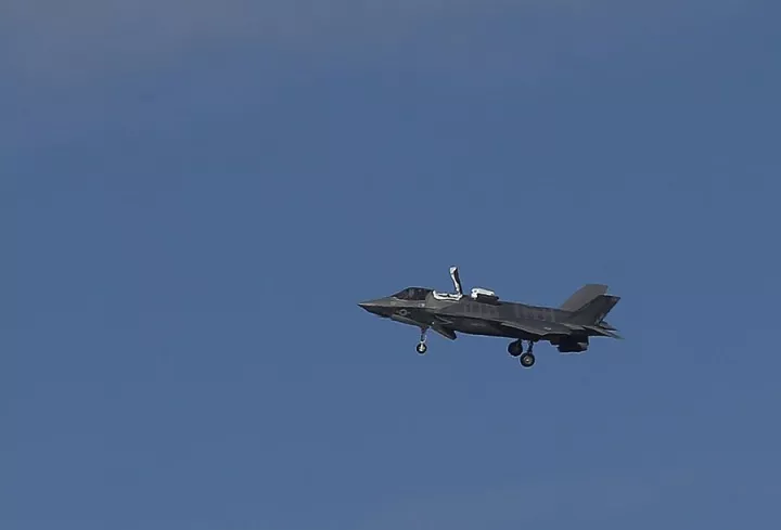 TASS: Οι ΗΠΑ συνεχίζουν να εκπαιδεύουν Τούρκους πιλότους στα F-35