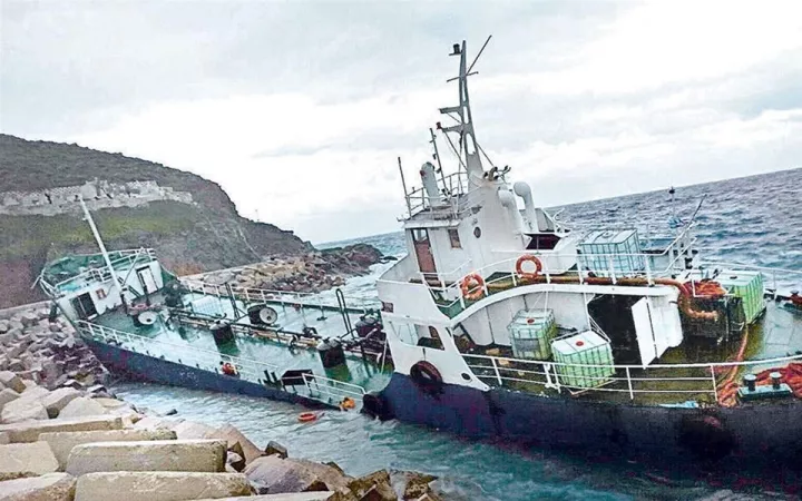Τουρκικό δεξαμενόπλοιο εντοπίστηκε να κινείται μεταξύ Σάμου-Χίου