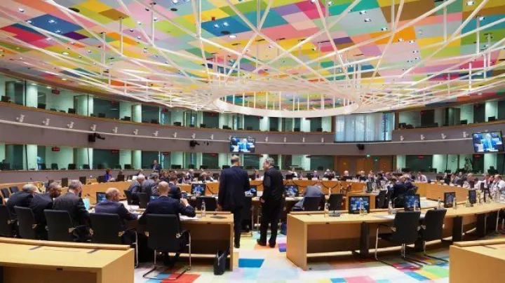 Διαβεβαιώσεις από Ιταλία για τήρηση των δημοσιονομικών στόχων ζητά το Eurogroup