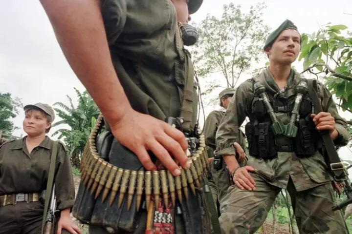 Συμφωνία FARC-κολομβιανής κυβέρνησης για την αποστρατεία ανήλικων μαχητών