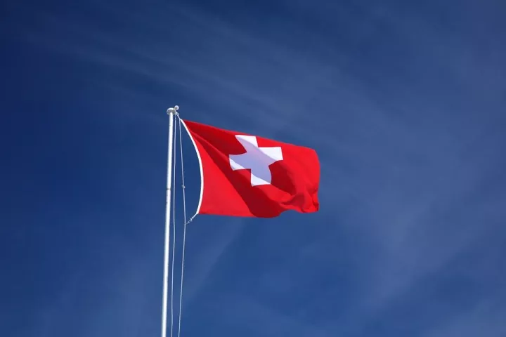 Αρνητική για πρώτη φορά η απόδοση του ελβετικού 50ετούς ομολόγου