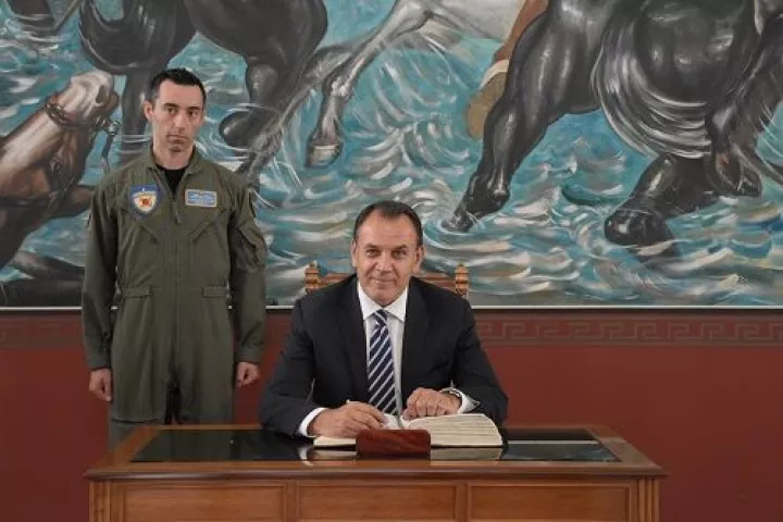 Μυτιλήνη: Επίσκεψη στο νησί πραγματοποιεί ο υφυπουργός Άμυνας Αλκ. Στεφανής 