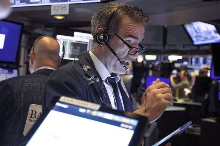 Wall Street: Μικρές μεταβολές αλλά νέο ρεκόρ ο Nasdaq