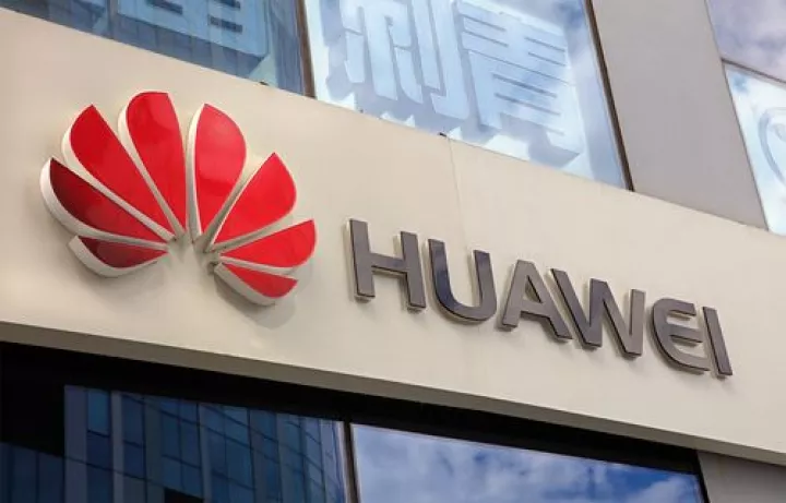 Ισχυρή απόδοση για τη Huawei στο πρώτο εξάμηνο