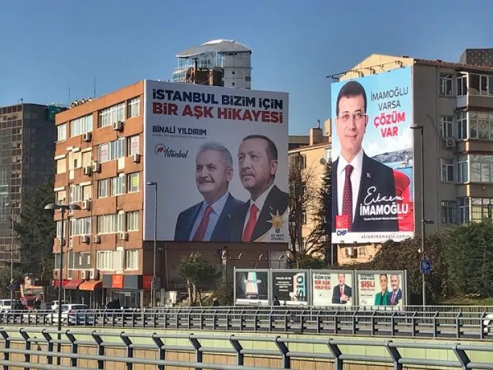 Με το βλέμμα στις εκλογές της Κωνσταντινούπολης