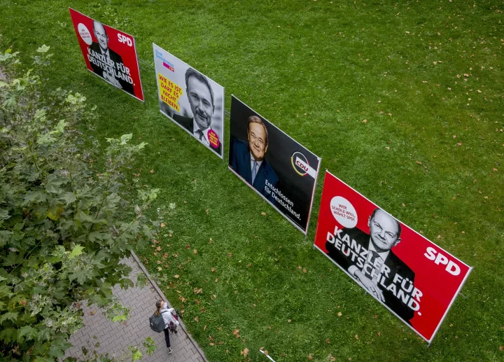 Κορυφώνεται η προεκλογική εκστρατεία στη Γερμανία - «Πλήττουν» οι ψηφοφόροι