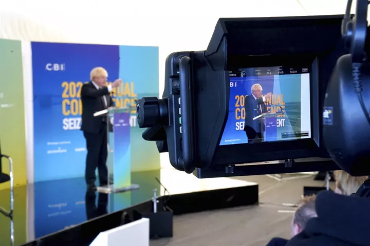 ΕΕ: 16 πρακτορεία ειδήσεων δημιουργούν μια «ευρωπαϊκή αίθουσα σύνταξης»