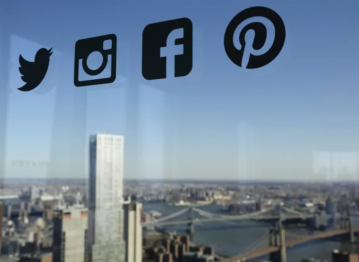 Δημοσκόπηση: Δύσπιστοι οι Αμερικανοί απέναντι στις πλατφόρμες κοινωνικής δικτύωσης