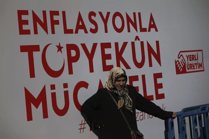 Ξεμένουν από «οξυγόνο» οι τουρκικές επιχειρήσεις