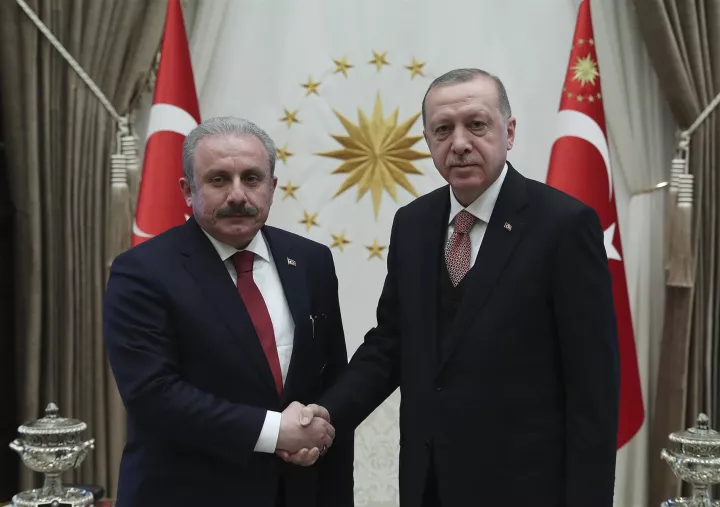O πρόεδρος της τουρκικής Βουλής ζητά την επαναφορά της θανατικής ποινής