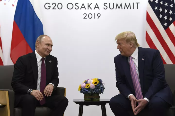 Κρεμλίνο: Συζήτηση Πούτιν και Τραμπ για G7, κορονοϊό και αγορές πετρελαίου