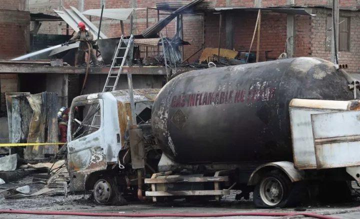 Περού: Στους 15 οι νεκροί από έκρηξη βυτιοφόρου