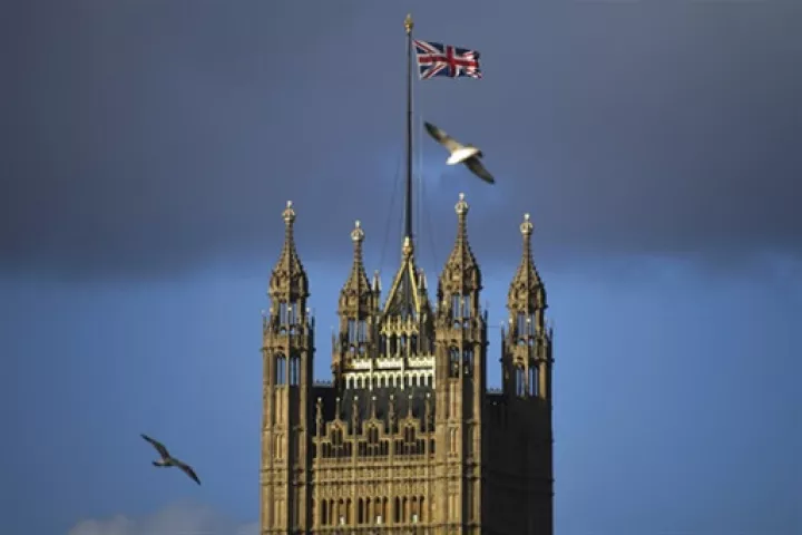 Βρετανία: Το Λονδίνο αναμένει από την ΕΕ μια εμπορική συμφωνία ελεύθερου όπως του Καναδά