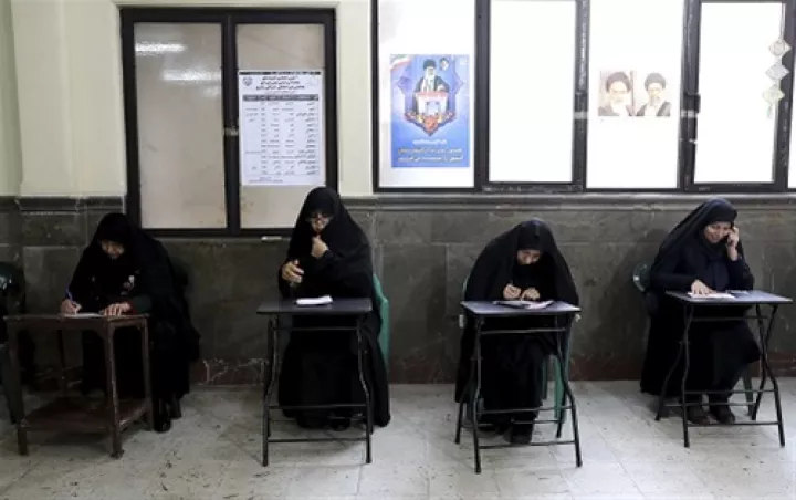 Ιράν: Στο 42% κυμάνθηκε η συμμετοχή στις κοινοβουλευτικές εκλογές