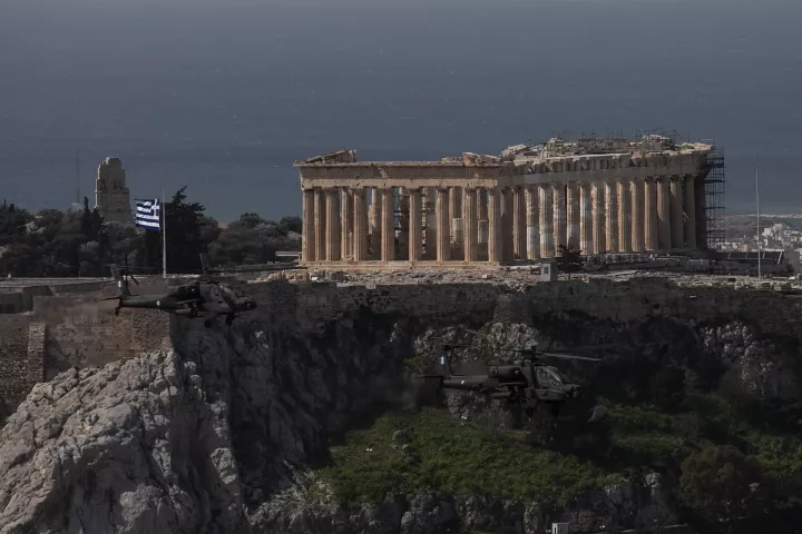 Βρετανία: «Μαζική αύξηση των κρατήσεων» για ελληνικούς προορισμούς 