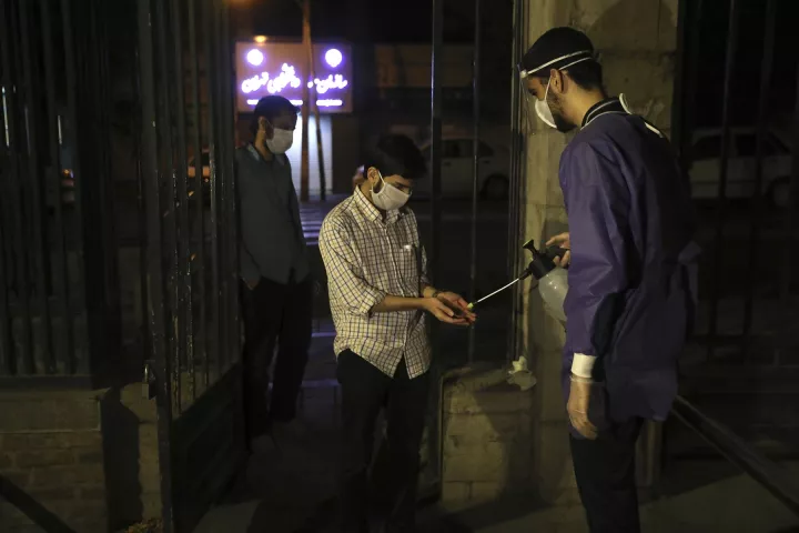 Ιράν-κορονοϊός: Καταγράφηκε ο μεγαλύτερος αριθμός κρουσμάτων μετά από δυο μήνες
