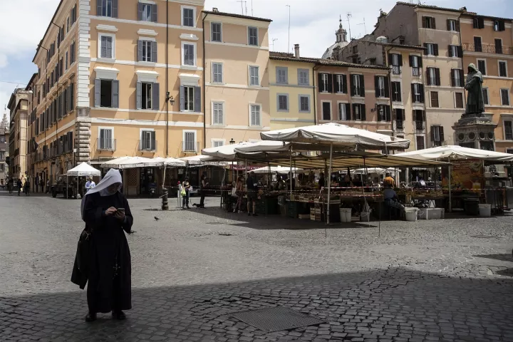 Ιταλία: Φόβοι για 20.000 νεκρούς περισσότερους από τα επίσημα στοιχεία