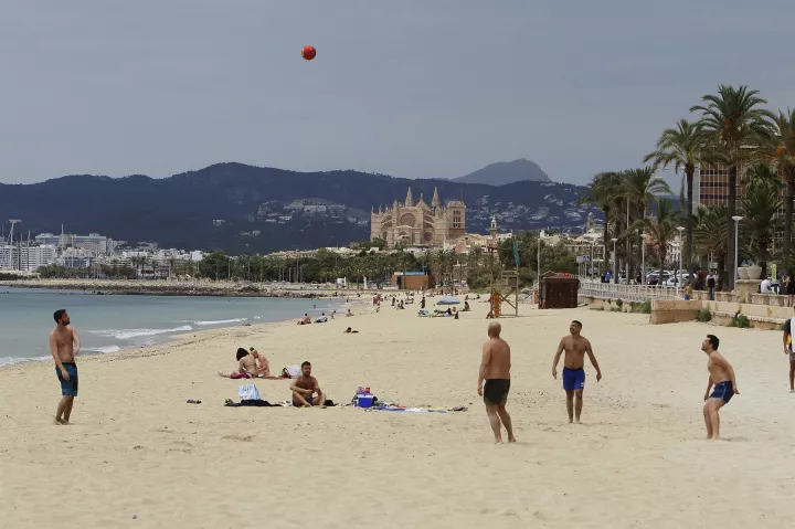 Ισπανία: Ο «πόλεμος» της καραντίνας πλήγμα για τον τουρισμό