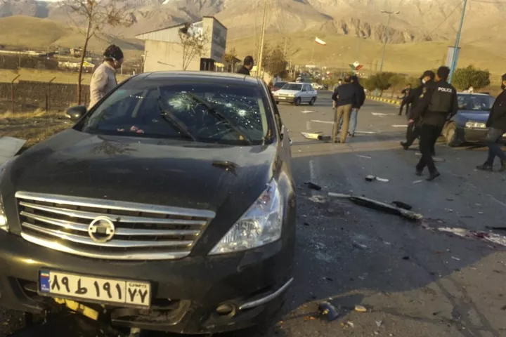 Ιράν: «Τρομερή εκδίκηση» περιμένει τους δράστες της δολοφονίας του Μ. Φαχριζαντέχ