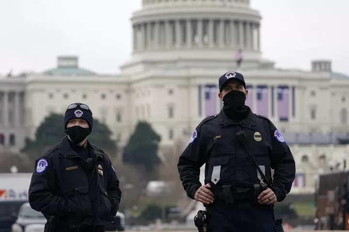 Σε συναγερμό παραμένουν οι ΗΠΑ για το ενδεχόμενο ένοπλων διαδηλώσεων