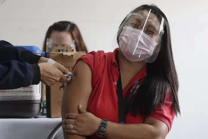 Φιλιππίνες: Εγκρίθηκε η κατεπείγουσα χρήση του εμβολίου της AstraZeneca