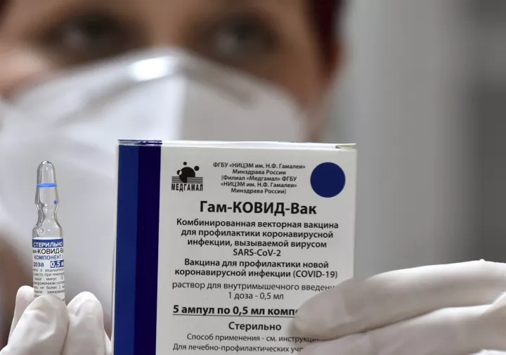 Τσεχία: Εξετάζει τον εμβολιασμό με Sputnik V χωρίς την έγκριση του ΕΜΑ