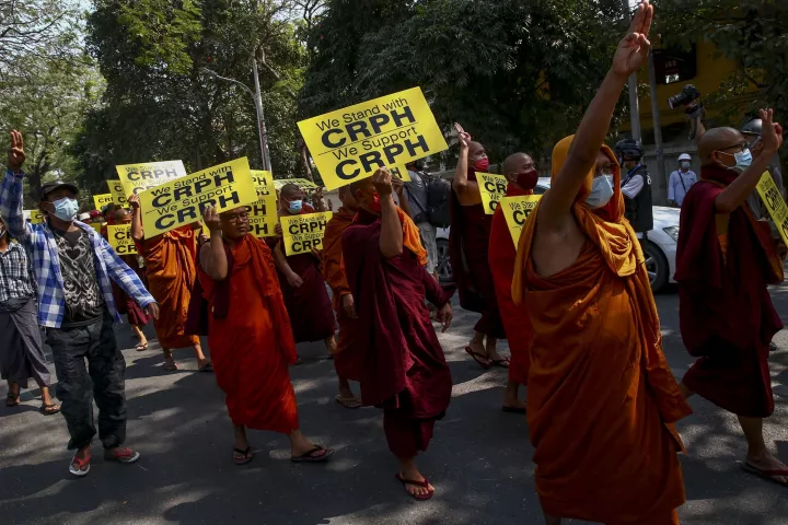 Μιανμάρ: Η αστυνομία πραγματοποίησε την μεγαλύτερη επιχείρηση καταστολής