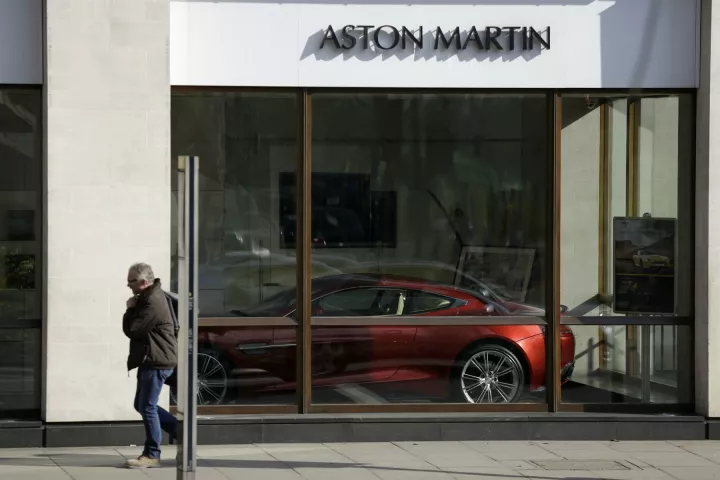 Βρετανία: Η Aston Martin θα περικόψει 500 θέσεις εργασίας