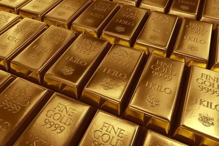 Μικρή πτώση για τον χρυσό – Σταθερά πάνω από τα 1500 δολάρια