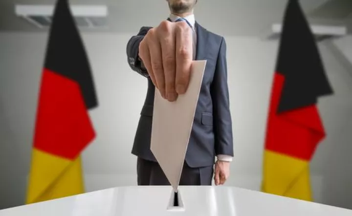 Γερμανία: Οι ψηφοφόροι επικροτούν το CDU, «τιμωρούν» τους φιλελεύθερους