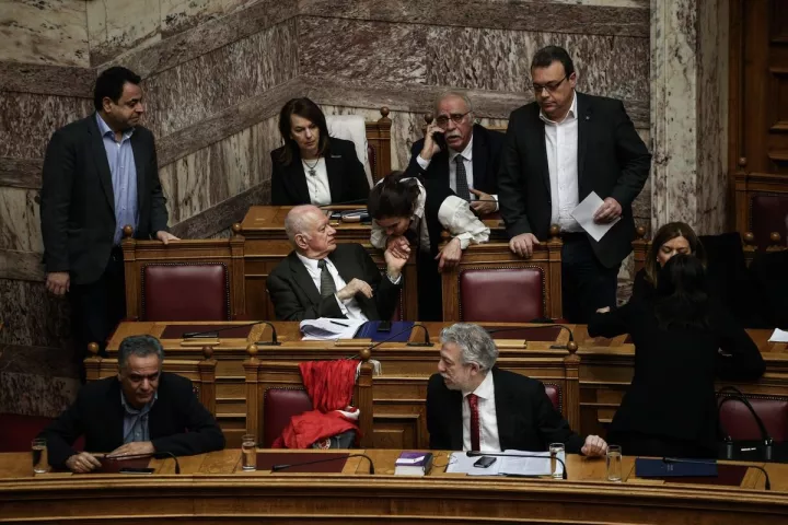Η ασυλία έσωσε την βουλευτή του ΣΥΡΙΖΑ, Ελ. Αυλωνίτου - «Όχι» και στον Αθ. Καββαδά μολονότι ζήτησε να δικαστεί