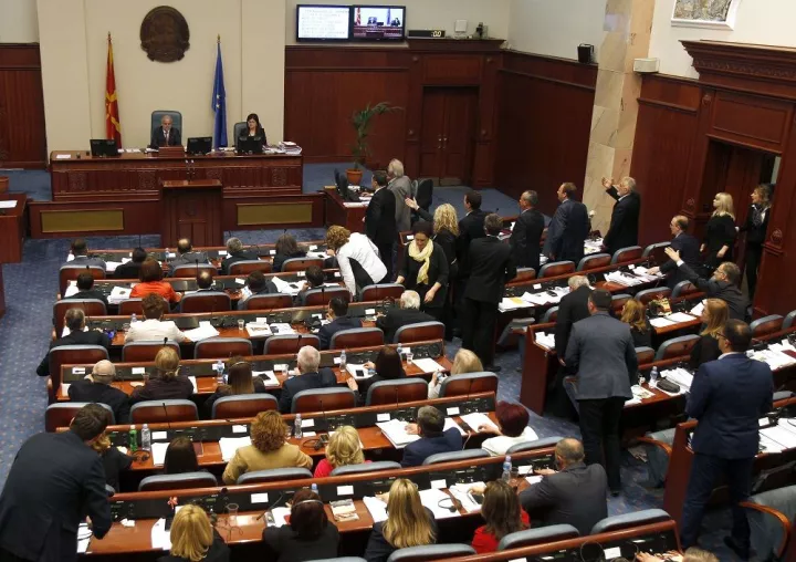 Αρχίζει αύριο στη Βουλή των Σκοπίων η συζήτηση για την επικύρωση της συμφωνίας