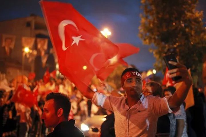 Ερντογάν: Η Τουρκία έδωσε στον κόσμο ένα μάθημα δημοκρατίας