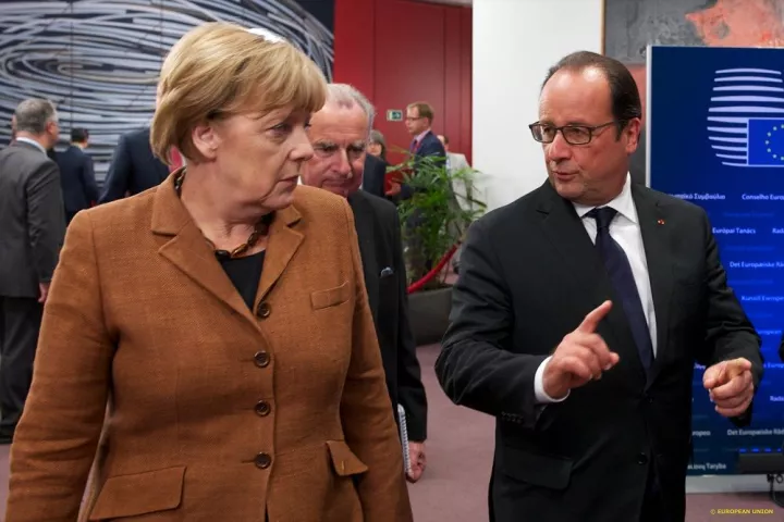 Συνάντηση F. Hollande - A. Merkel: Οι μεγάλες δυνάμεις πρέπει να συνεργαστούν