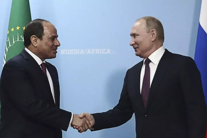 Επικοινωνία Πούτιν - Σίσι για «συντονισμό ενεργειών» στη Λιβύη