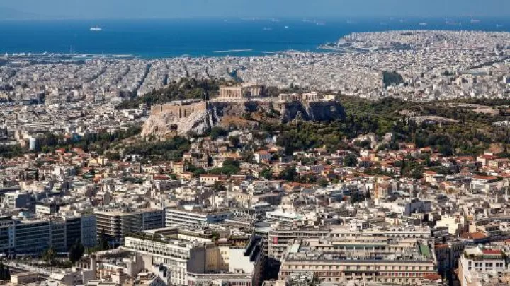 WSJ: Σε ρεκόρ 20ετίας οδεύει το ελληνικό χρηματιστήριο