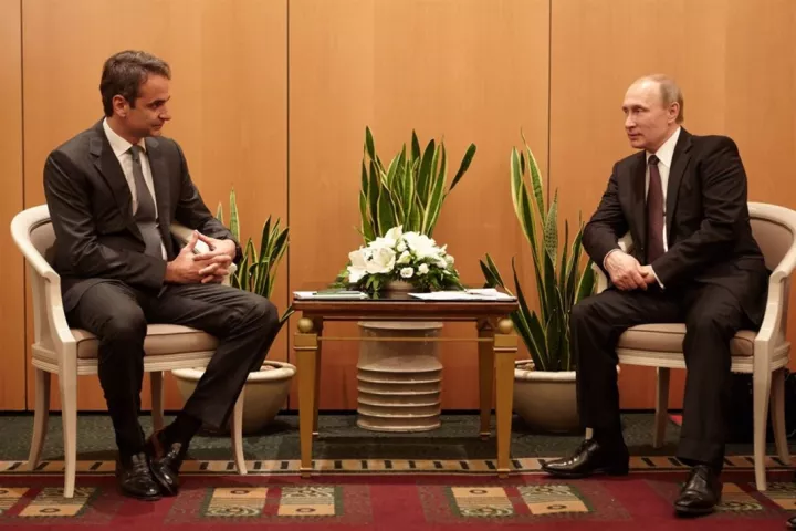 Ξεκίνησε η συνάντηση Μητσοτάκη - Πούτιν, στις 2 η κοινή συνέντευξη τύπου
